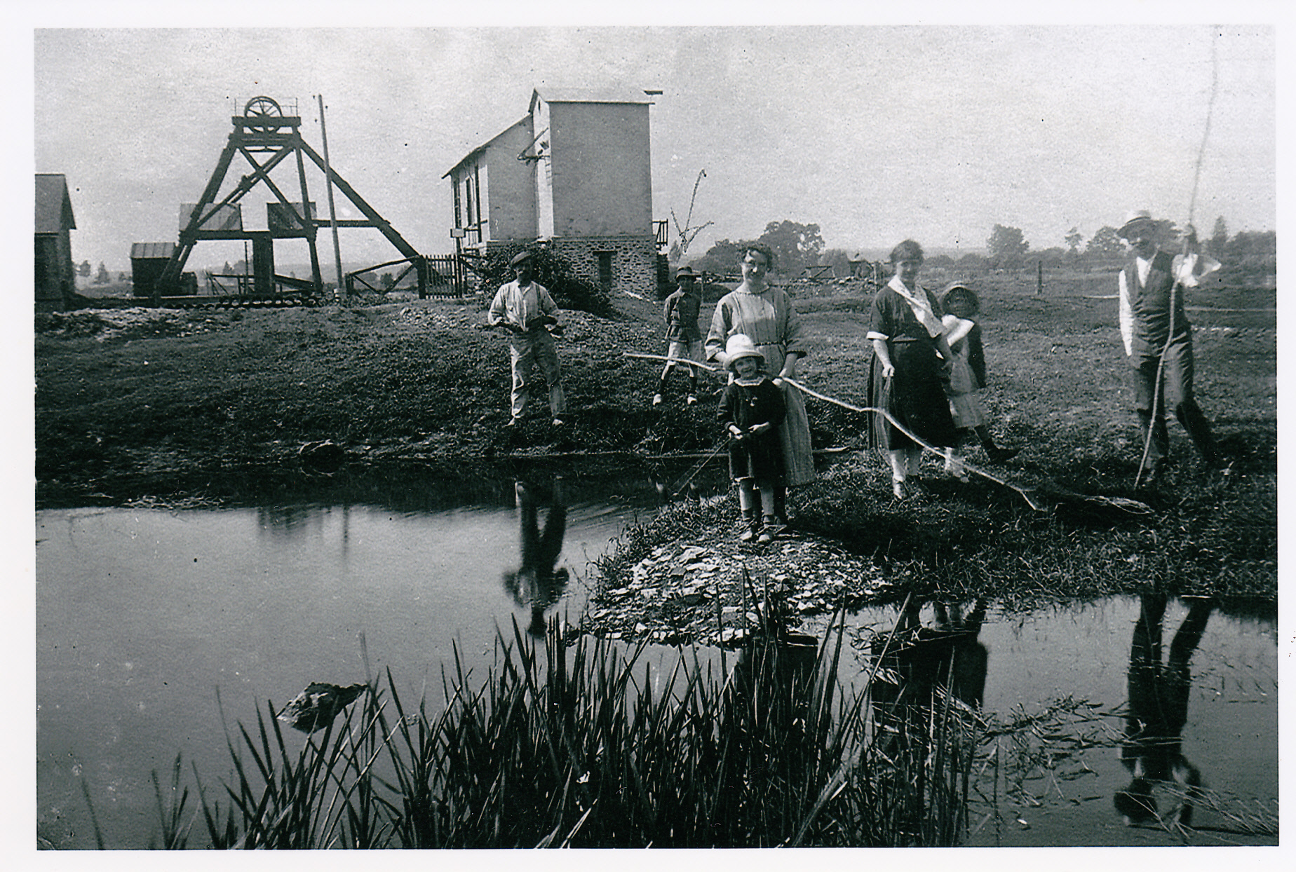 Photographie des mines de charbon de la villette au début du XXème