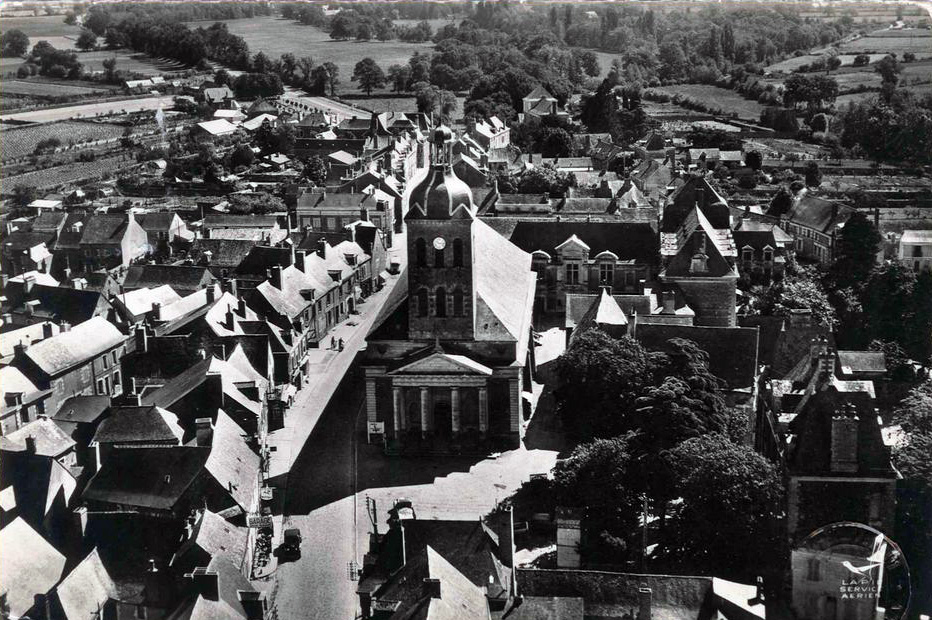 vue-aerienne-de-leglise vue-aerienne-de-leglise