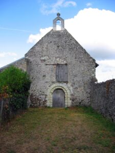 pignon du prieuré de chateaupanne en 2006