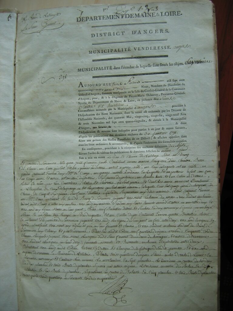acte de vente de la closerie de l'abbaye à SAvennières (le petit Serrant)